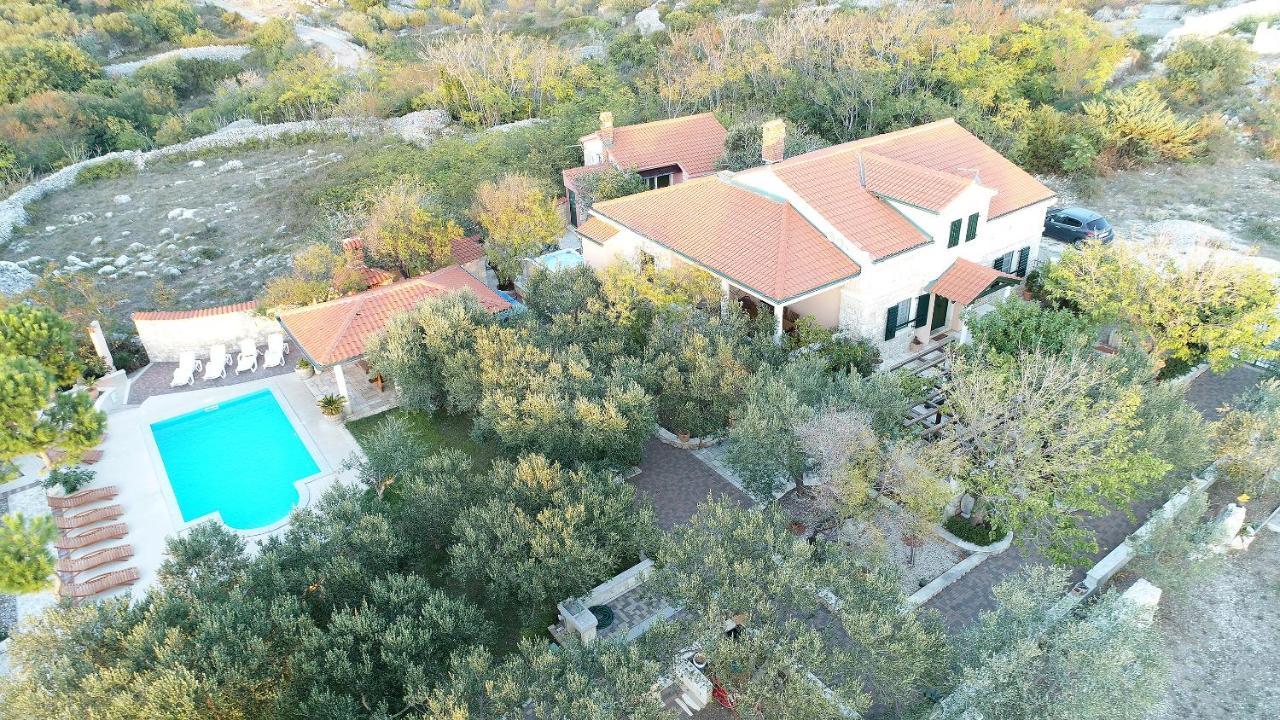 Villa Dabo Novalja Exteriör bild